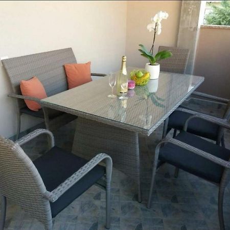 Marijo&Tina Apartment ซาดาร์ ภายนอก รูปภาพ