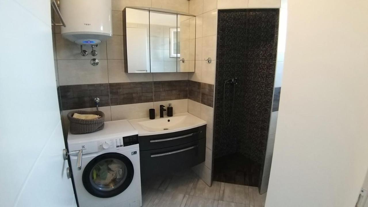 Marijo&Tina Apartment ซาดาร์ ภายนอก รูปภาพ